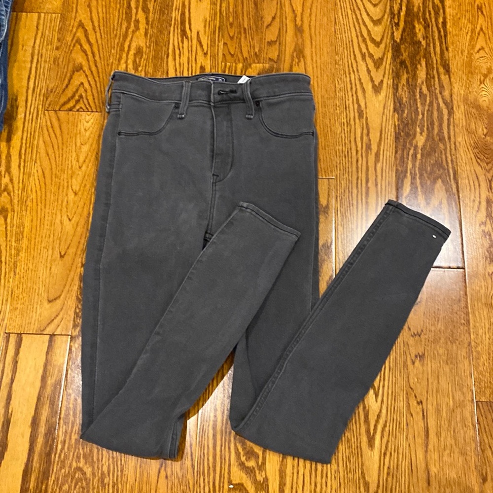 Grey washed Abercrombie stretchy skinny jeans